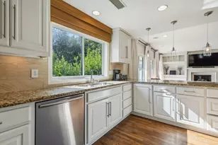 3532 Timberview Rd, Dallas, TX 75229 - Photo 10