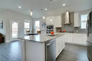 4305 Expedition Dr, Oak Point, TX 75068 - Photo 8