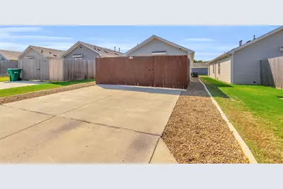 1485 Sterling Way, Ferris, TX 75125 - Photo 34