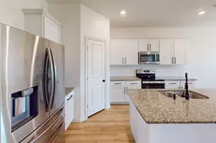 749 Twinvale Dr, Princeton, TX 75407 - Photo 2