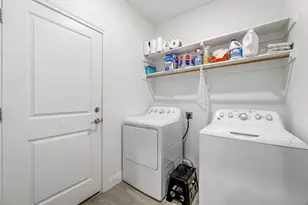 2819 Steepleridge Cir, Granbury, TX 76048 - Photo 10