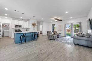 2819 Steepleridge Cir, Granbury, TX 76048 - Photo 6