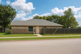 2900 Fitzhugh Ave, Fort Worth, TX 76105 - Photo 12