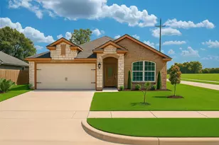 2900 Fitzhugh Ave, Fort Worth, TX 76105 - Photo 1