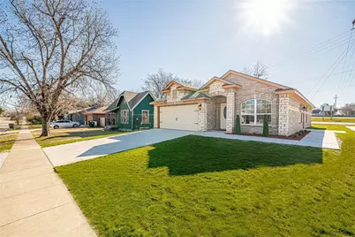 2900 Fitzhugh Avenue, Fort Worth, TX 76105 - Photo 2