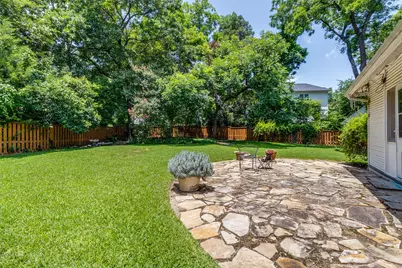 800 Harter Road, Dallas, TX 75218 - Photo 14