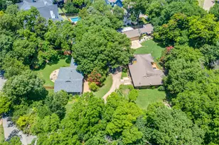 800 Harter Rd, Dallas, TX 75218 - Photo 1