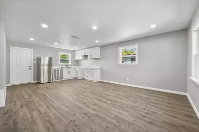 445 Canal, Quinlan, TX 75474 - Photo 2