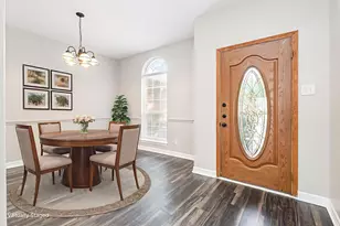 6321 Pierce Arrow Dr, Arlington, TX 76001 - Photo 2