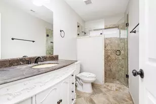 6321 Pierce Arrow Dr, Arlington, TX 76001 - Photo 16