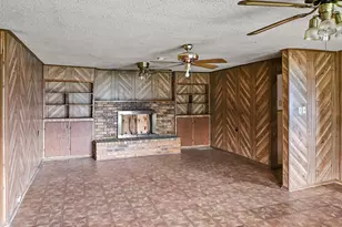 369 N Bell, Evant, TX 76525 - Photo 4