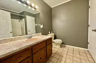 1319 W Morgan St, Denison, TX 75020 - Photo 12