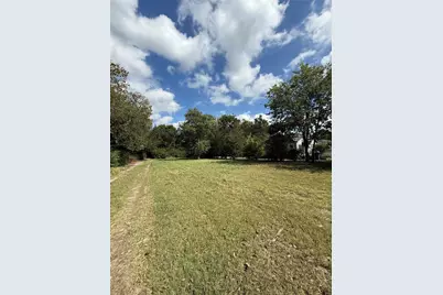 1721 N Hoard Avenue, Sherman, TX 75090 - Photo 1