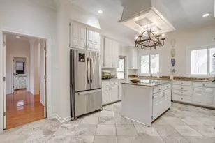 1805 Burton Hill Rd, Fort Worth, TX 76107 - Photo 12