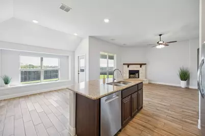 1013 Kettlewood Drive, Justin, TX 76247 - Photo 16