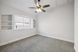 1013 Kettlewood Dr, Justin, TX 76247 - Photo 10