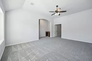 1013 Kettlewood Dr, Justin, TX 76247 - Photo 22