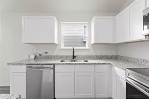 114 Goel St, Greenville, TX 75402 - Photo 18