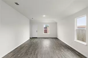 114 Goel St, Greenville, TX 75402 - Photo 24