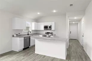 114 Goel St, Greenville, TX 75402 - Photo 16