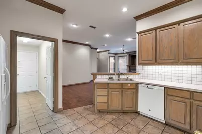 9 Country Club Place, Waxahachie, TX 75165 - Photo 12