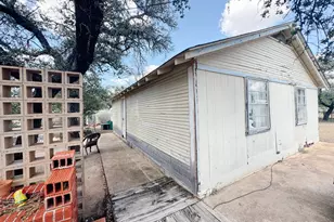 3410 Austin Ave, Brownwood, TX 76801 - Photo 14