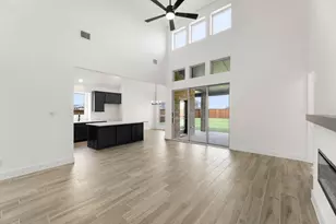 9729 Chesney Dr, Mesquite, TX 75126 - Photo 6