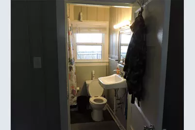 2300 W Lowden Street, Fort Worth, TX 76110 - Photo 18