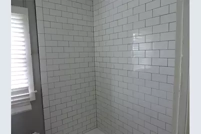 2300 W Lowden Street, Fort Worth, TX 76110 - Photo 4