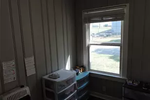 2300 W Lowden St, Fort Worth, TX 76110 - Photo 16