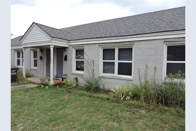 2300 W Lowden Street, Fort Worth, TX 76110 - Photo 2