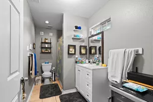 10015 Santa Garza Dr, Dallas, TX 75228 - Photo 12