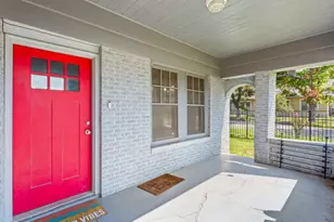 2401 Colonial Ave, Waco, TX 76707 - Photo 2