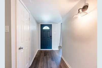 9210 Linda Vista Drive, Rowlett, TX 75088 - Photo 4