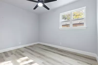 1016 Keith Drive, Hurst, TX 76053 - Photo 18