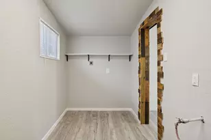 303 N Delphine St, Terrell, TX 75160 - Photo 16