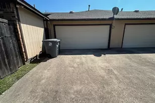 3910 St Christopher Ln, Dallas, TX 75287 - Photo 10