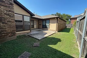 3910 St Christopher Ln, Dallas, TX 75287 - Photo 8