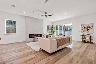 2001 Hearne Avenue #101, Dallas, TX 75208 - Photo 18