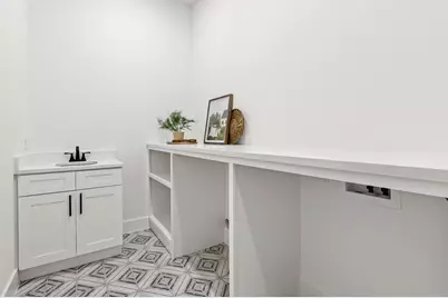 2001 Hearne Avenue #101, Dallas, TX 75208 - Photo 32