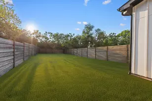 2001 Hearne Ave, Dallas, TX 75208 - Photo 36