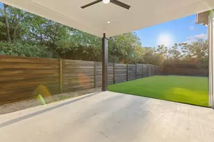 2001 Hearne Ave, Dallas, TX 75208 - Photo 34