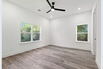 2001 Hearne Avenue #102, Dallas, TX 75208 - Photo 22