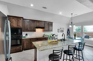 5822 Yellow Rose Ct, Midlothian, TX 76065 - Photo 8