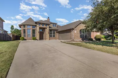 5217 Falcon Ridge Court, Rowlett, TX 75088 - Photo 2