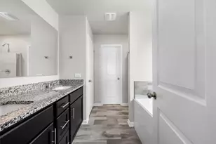 3921 Centerfire Rd, Waco, TX 76705 - Photo 12