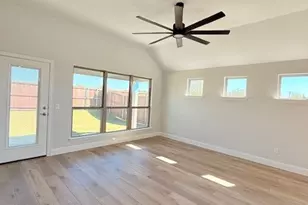 2421 Stardust Trl, Venus, TX 76009 - Photo 16