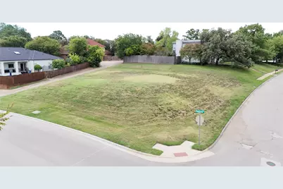 3820 Acapulco Court, Irving, TX 75062 - Photo 2