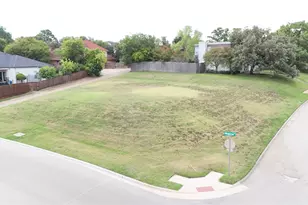 3820 Acapulco Ct, Irving, TX 75062 - Photo 1