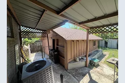 716 E Harvey Avenue, Fort Worth, TX 76104 - Photo 18